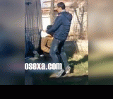 Сводная сестра намазала член кремом и садится анусом